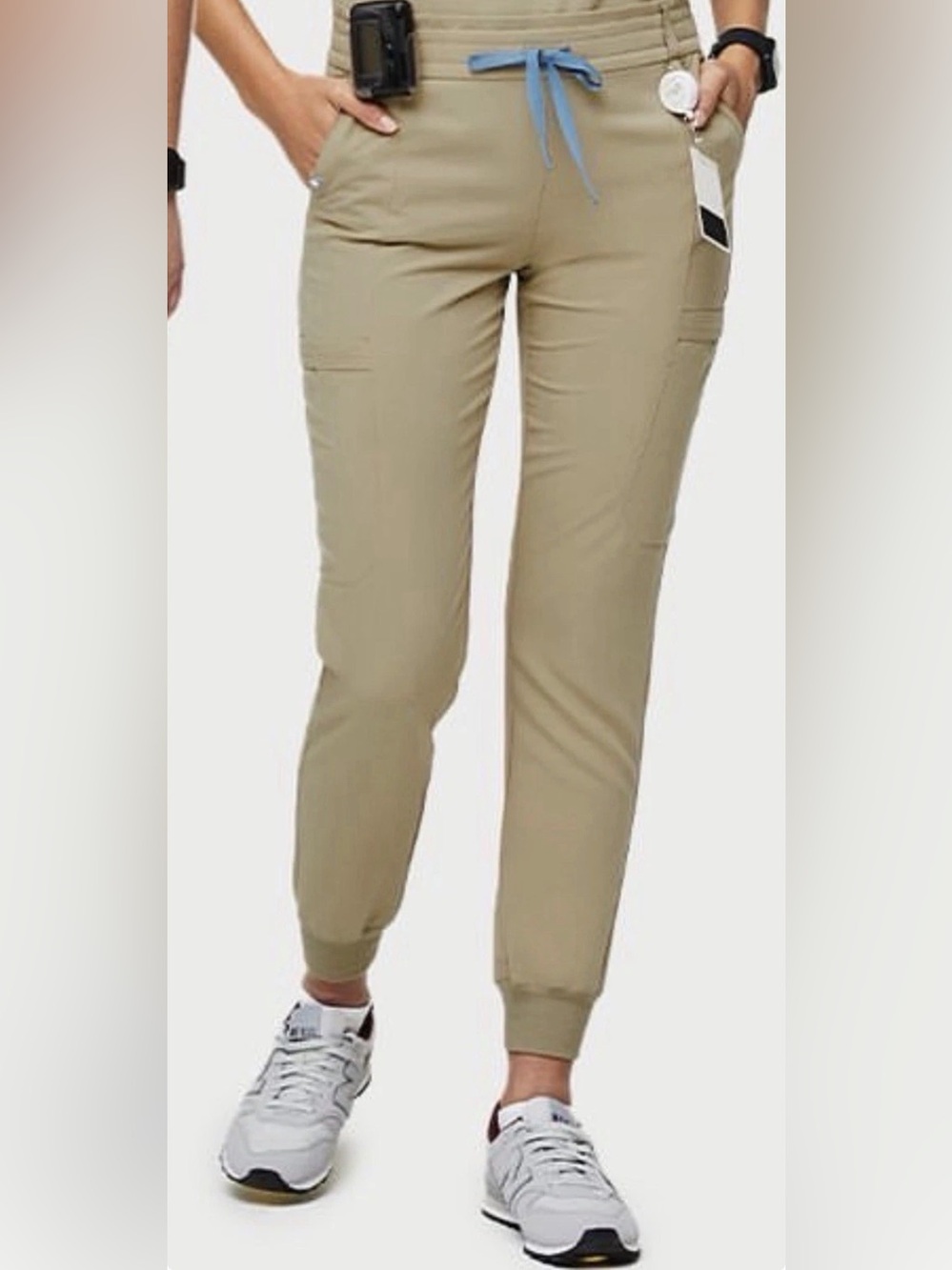 FIGS NWT Lesage Scrub Jogger Pants Size S Sandstone